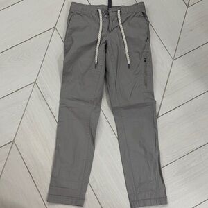 Woman’s Vuori Gray ripstop pants